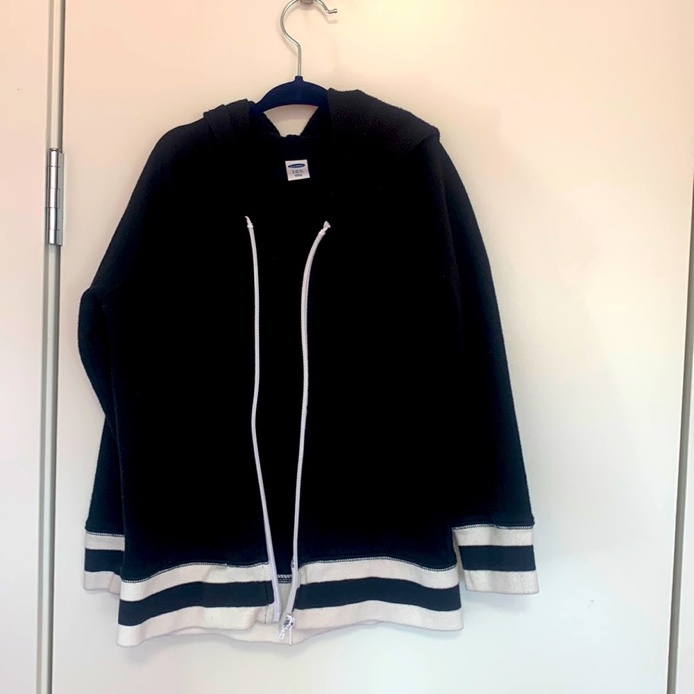 🧒Old navy kid’s jacket. Age 6-7